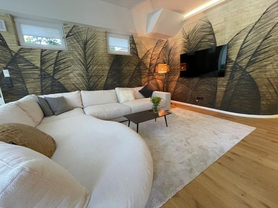 Luxurioeses Loft Mit Grosser Sonnenterrasse & Sauna Appartement München